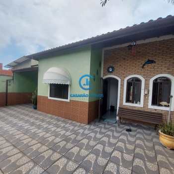 Casa em Caraguatatuba, bairro Praia das Palmeiras