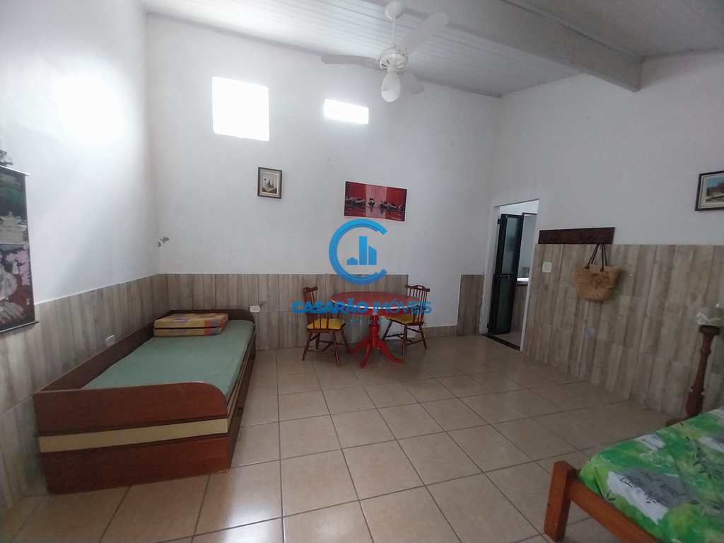 Casa em Caraguatatuba, no bairro Prainha