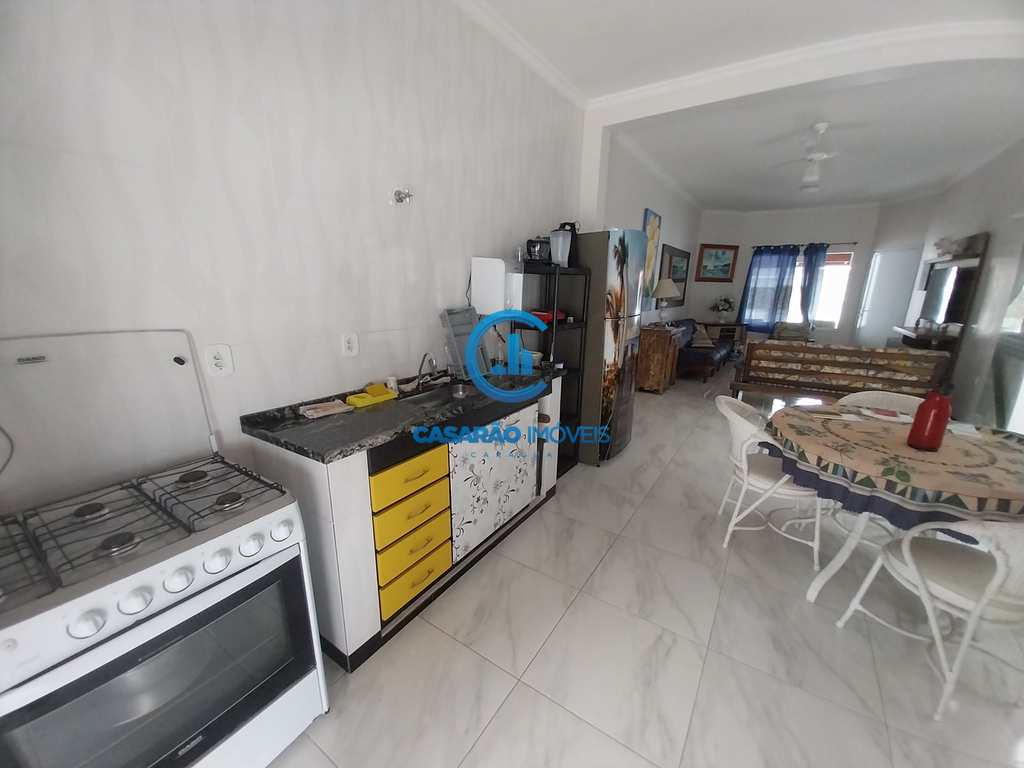 Casa em Caraguatatuba, no bairro Prainha