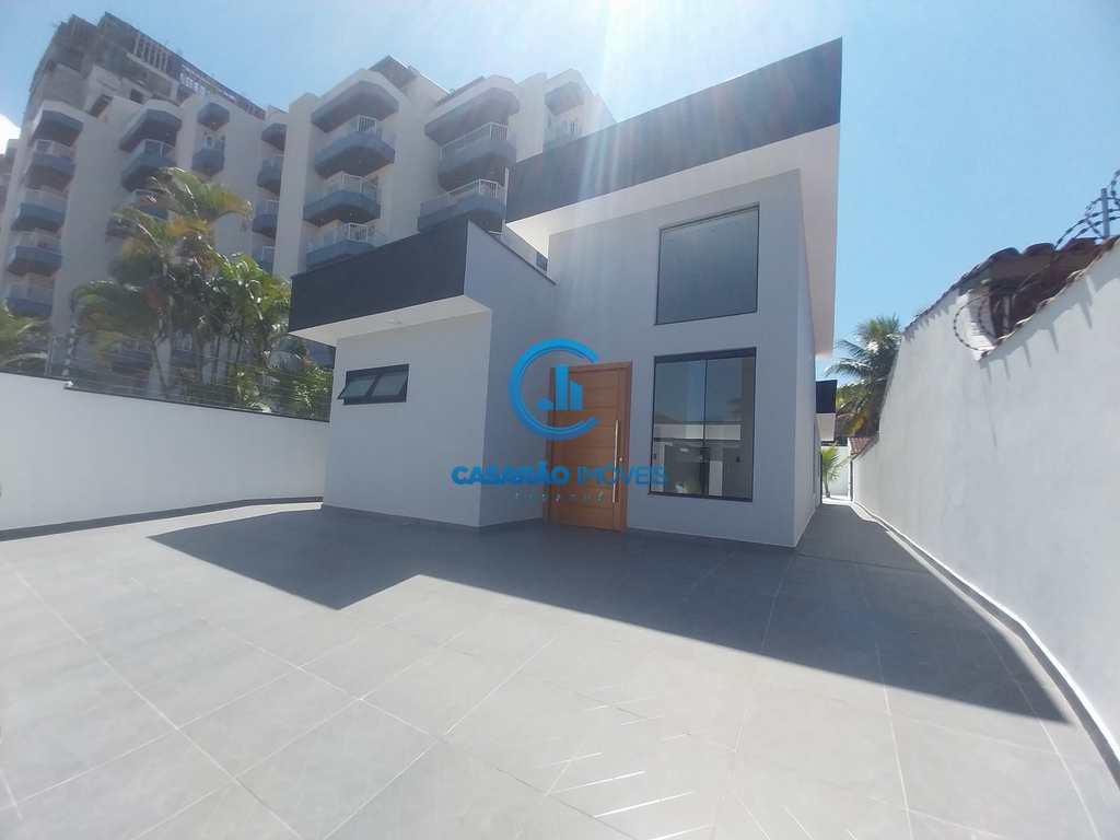 Casa em Caraguatatuba, no bairro Martim de Sá