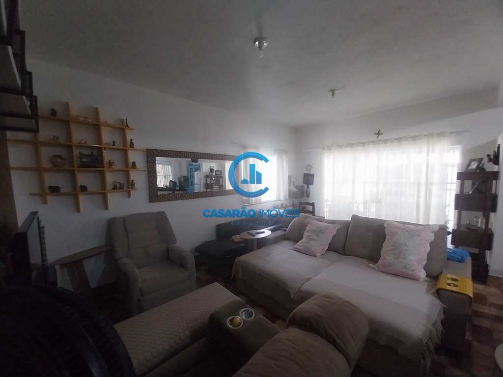 Casa em Caraguatatuba, no bairro Martim de Sá