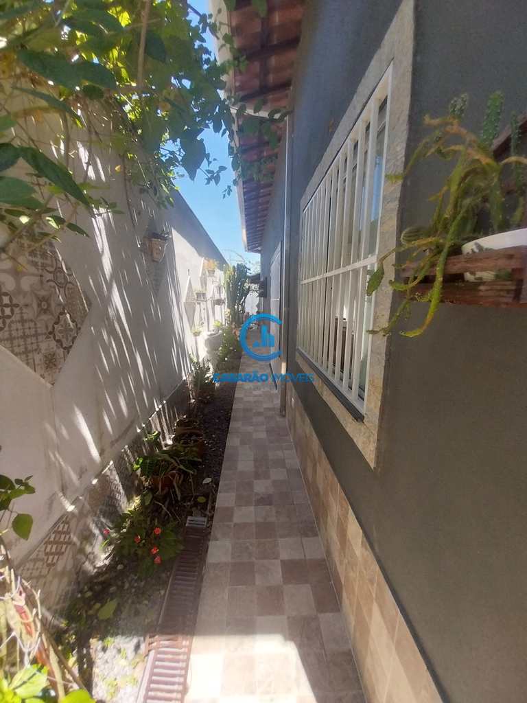 Casa em Caraguatatuba, no bairro Martim de Sá
