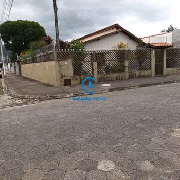 Casa em Caraguatatuba, bairro Indaiá