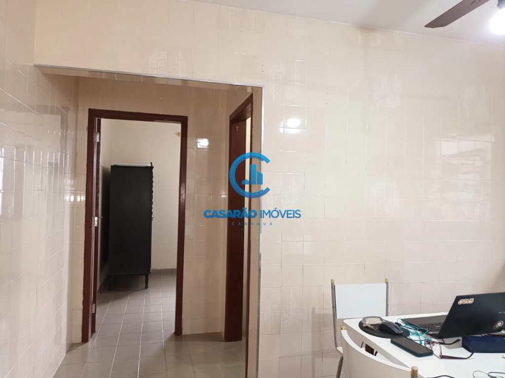 Casa em Caraguatatuba, no bairro Indaiá