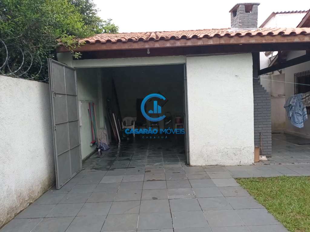 Casa em Caraguatatuba, no bairro Indaiá