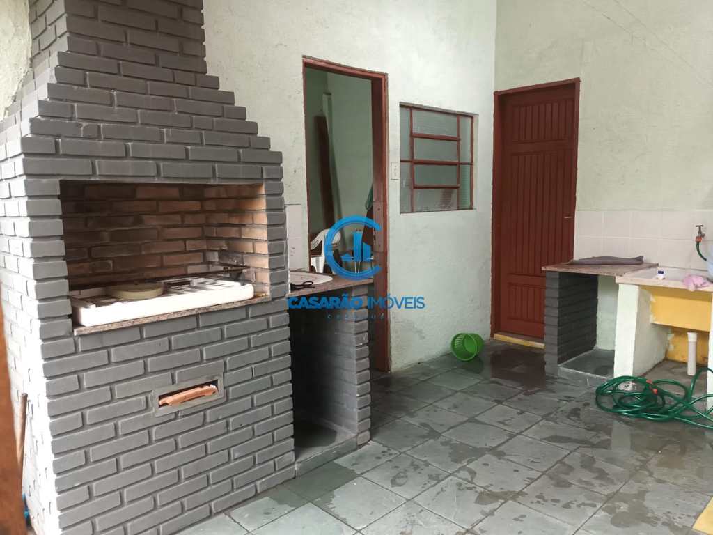 Casa em Caraguatatuba, no bairro Indaiá