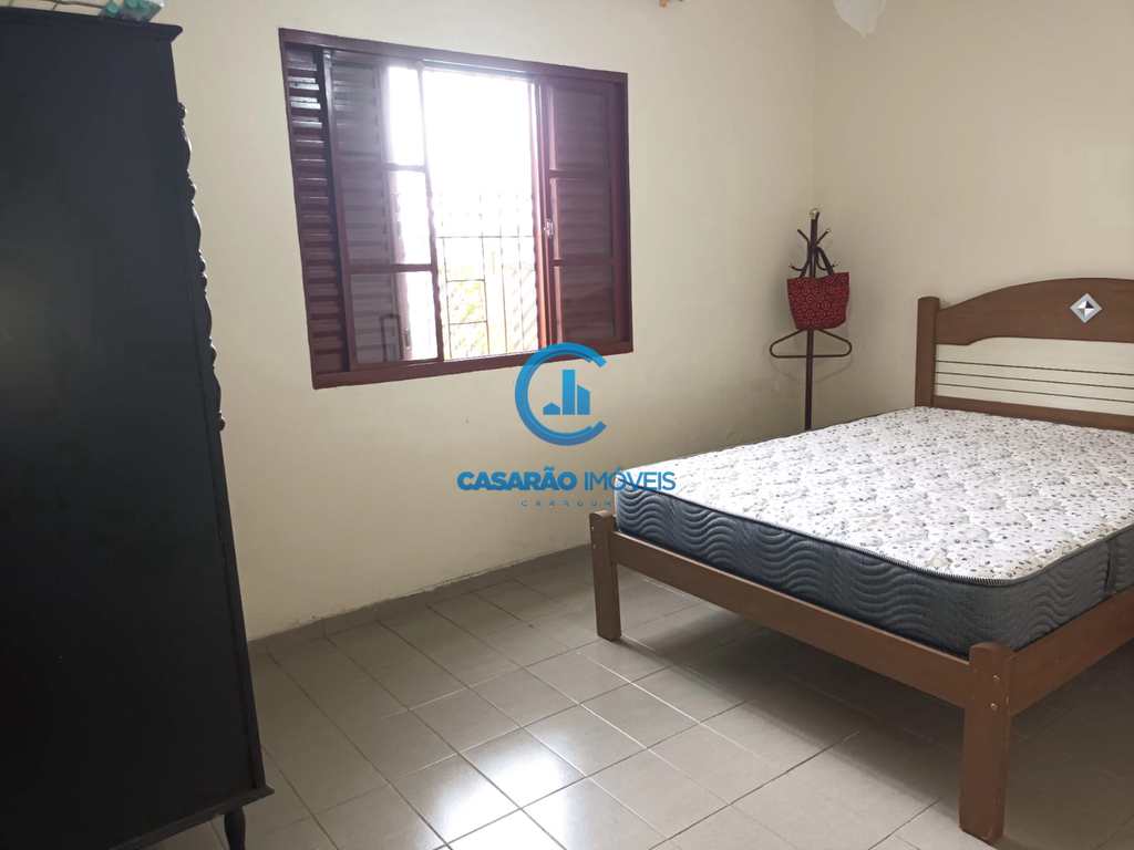 Casa em Caraguatatuba, no bairro Indaiá
