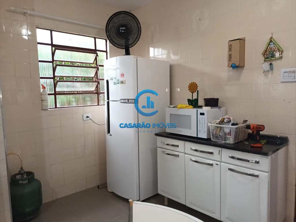 Casa em Caraguatatuba, no bairro Indaiá
