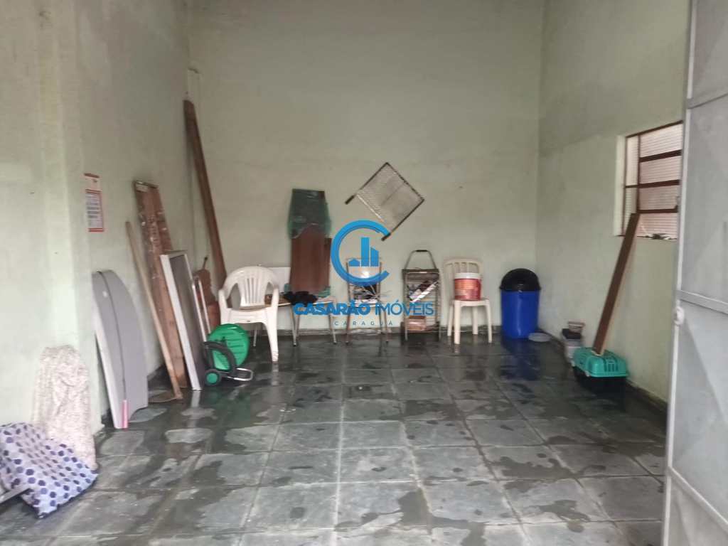 Casa em Caraguatatuba, no bairro Indaiá