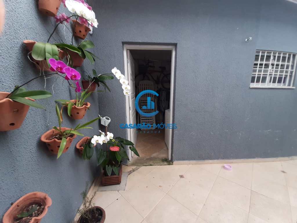 Sobrado em Caraguatatuba, no bairro Martim de Sá