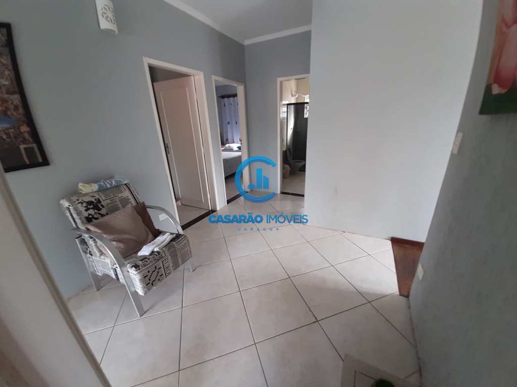 Sobrado em Caraguatatuba, no bairro Martim de Sá