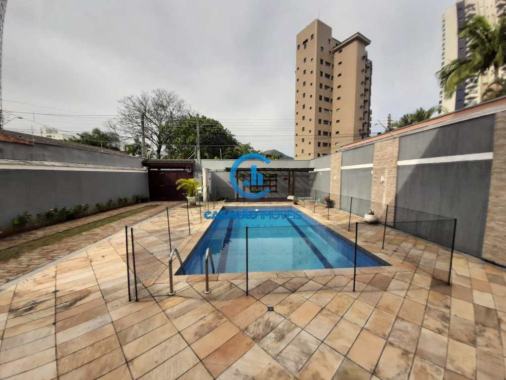 Sobrado em Caraguatatuba, no bairro Martim de Sá