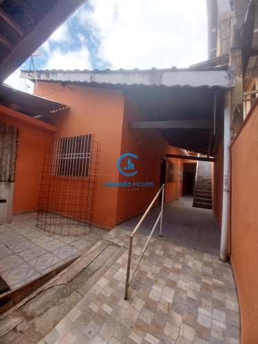 Casa, código 9610 em Caraguatatuba, bairro Centro