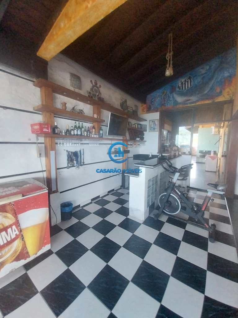 Casa em Caraguatatuba, no bairro Massaguaçu
