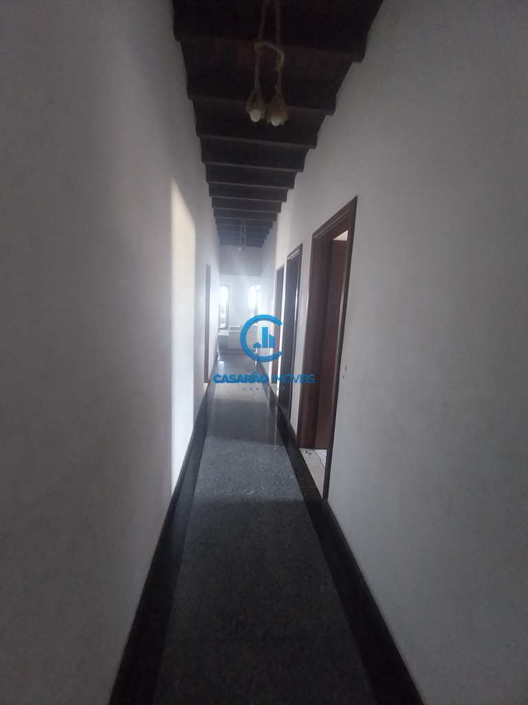 Casa em Caraguatatuba, no bairro Massaguaçu