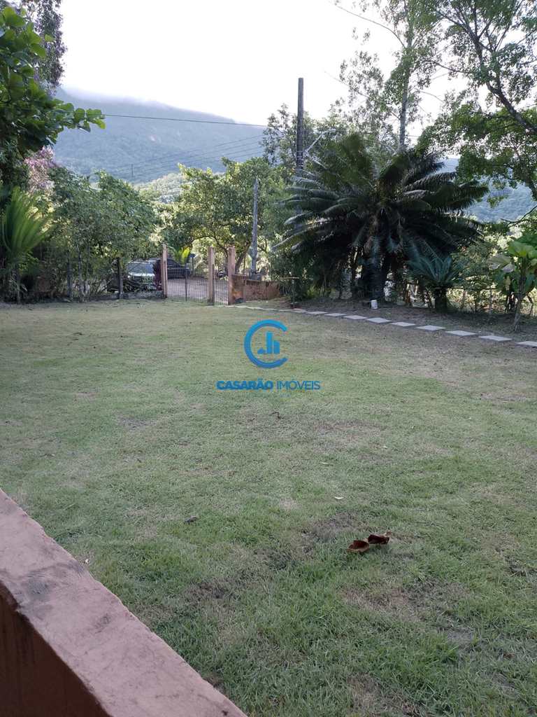 Chácara em Caraguatatuba, no bairro Capricónio III