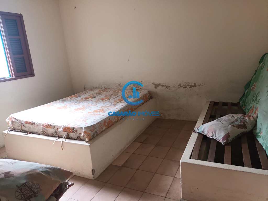 Casa em Caraguatatuba, no bairro Martim de Sá