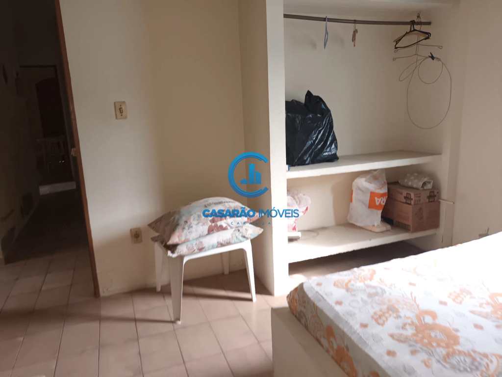 Casa em Caraguatatuba, no bairro Martim de Sá