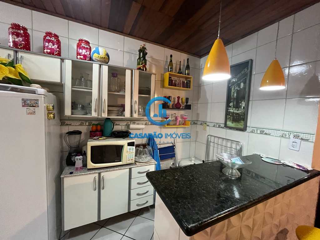 Apartamento em Caraguatatuba, no bairro Centro