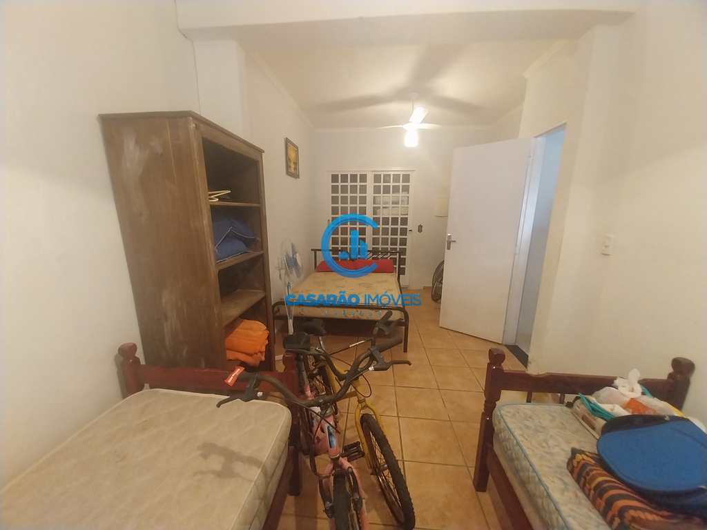 Casa em Caraguatatuba, no bairro Prainha