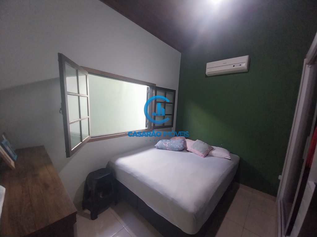 Casa em Caraguatatuba, no bairro Getuba
