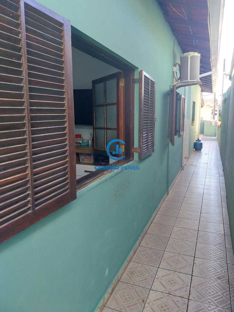 Casa em Caraguatatuba, no bairro Getuba