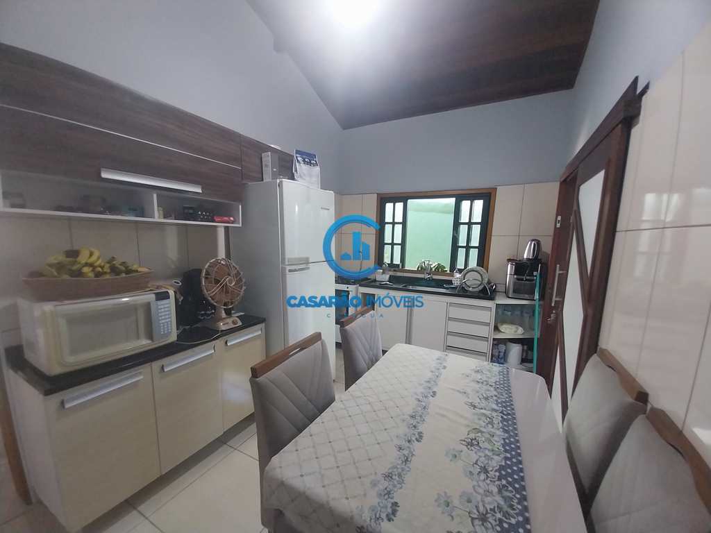 Casa em Caraguatatuba, no bairro Getuba