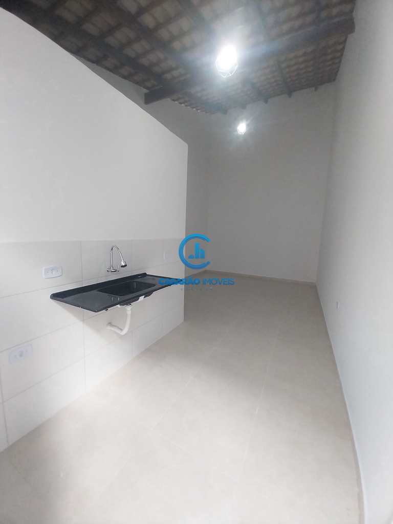 Kitnet em Caraguatatuba, no bairro Praia das Palmeiras