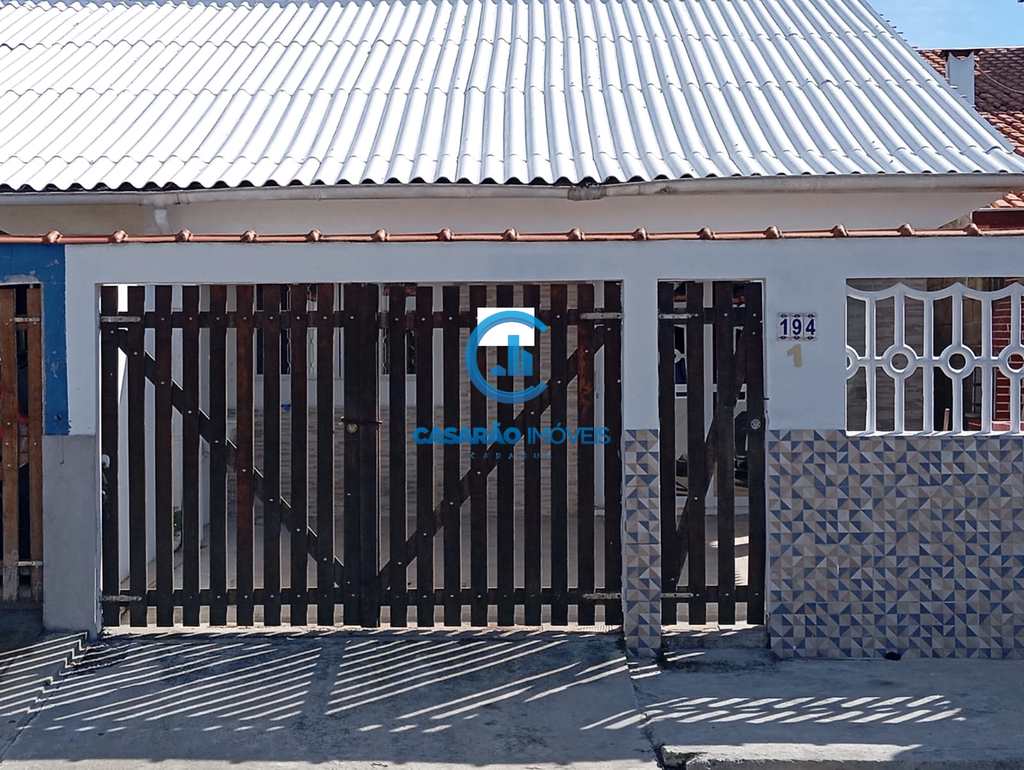 Casa em Caraguatatuba, no bairro Praia das Palmeiras