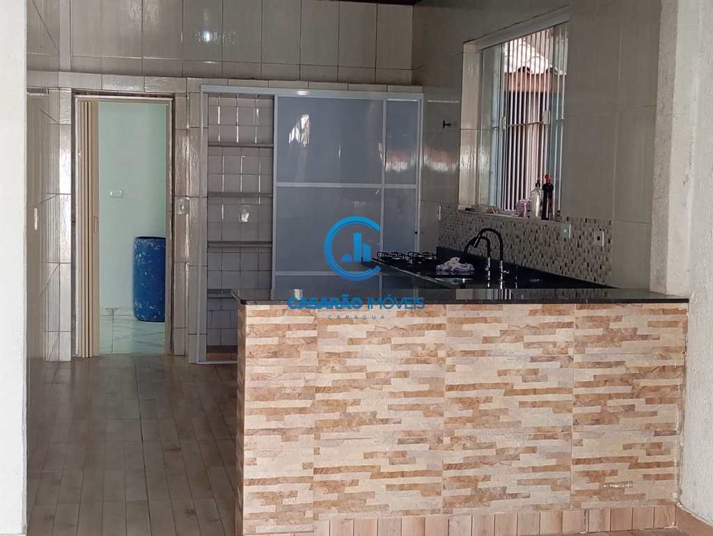Casa em Caraguatatuba, no bairro Praia das Palmeiras