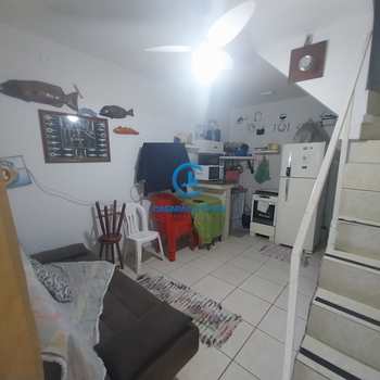 Sobrado de Condomínio em Caraguatatuba, bairro Martim de Sá