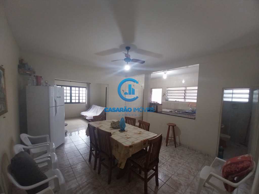 Casa em Caraguatatuba, no bairro Getuba