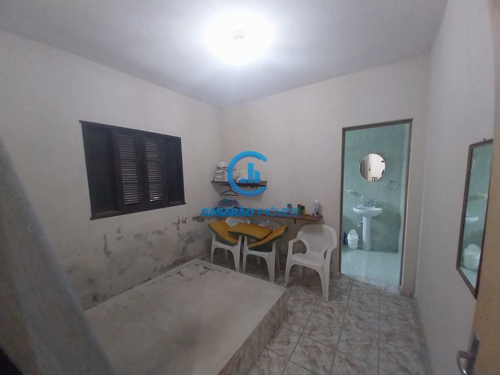 Casa em Caraguatatuba, no bairro Getuba