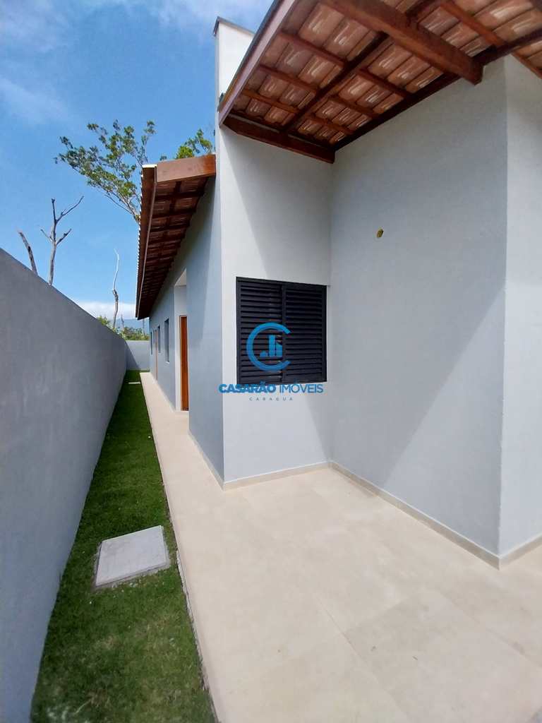Casa em Caraguatatuba, no bairro Balneário dos Golfinhos