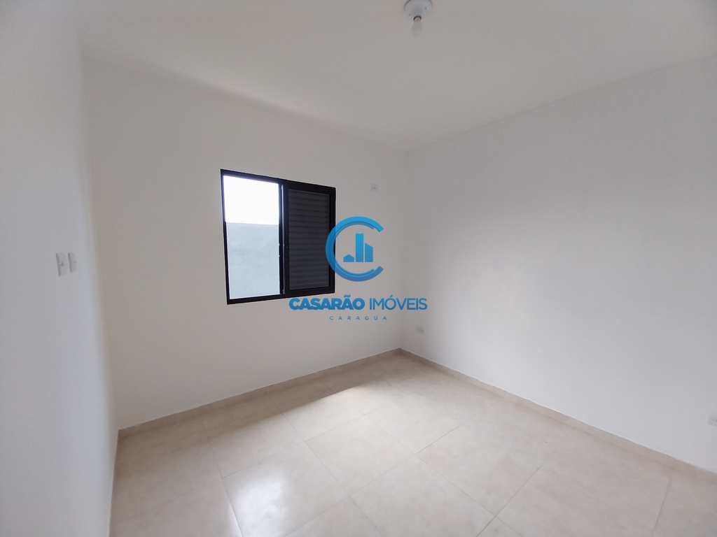 Casa em Caraguatatuba, no bairro Balneário dos Golfinhos