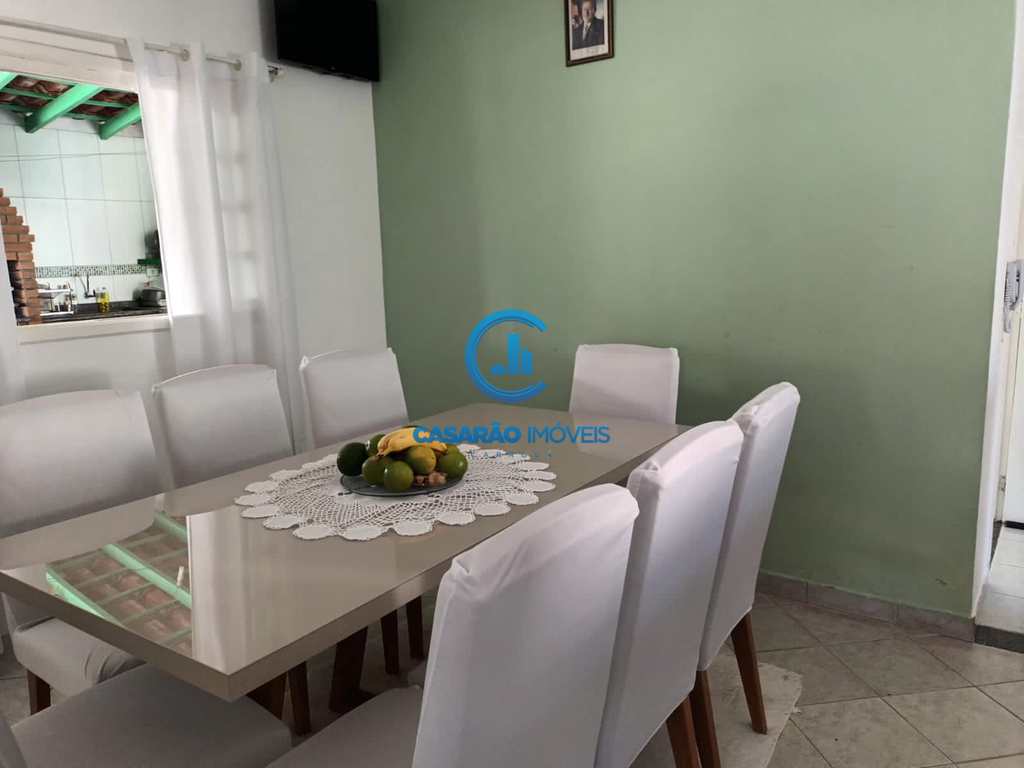 Sobrado em Caraguatatuba, no bairro Martim de Sá