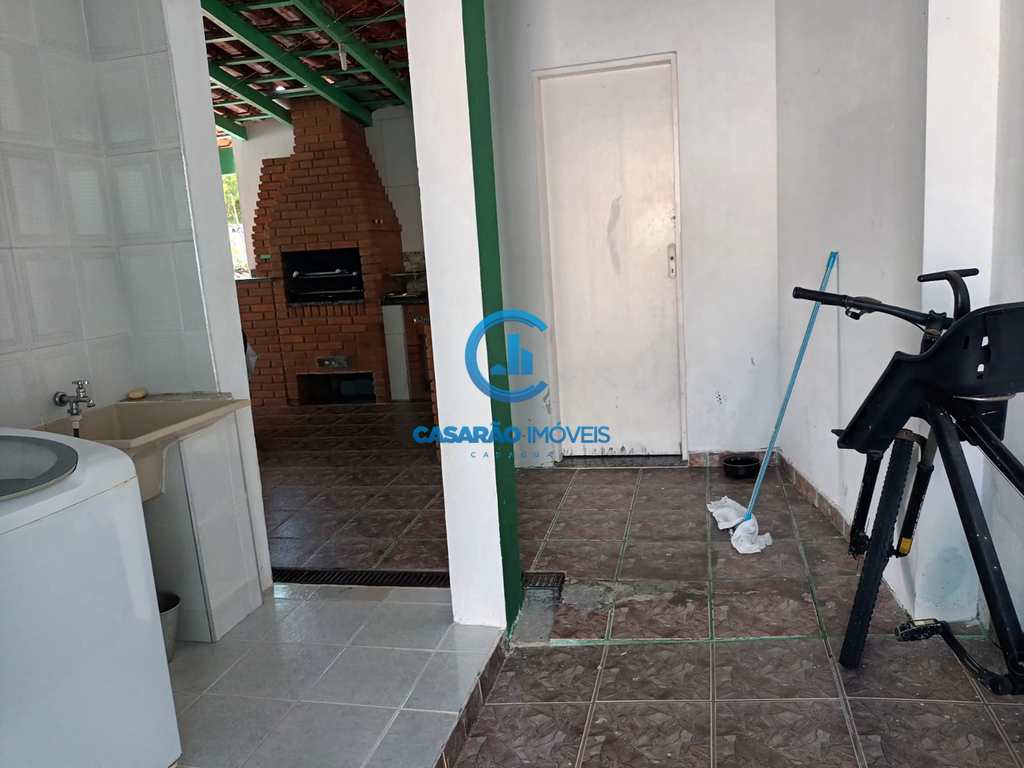 Sobrado em Caraguatatuba, no bairro Martim de Sá