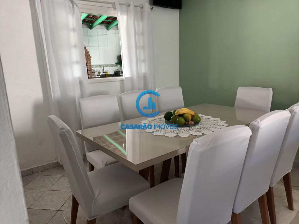 Sobrado em Caraguatatuba, no bairro Martim de Sá