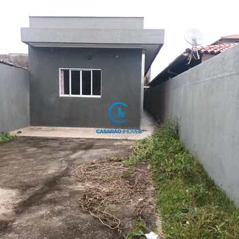 Casa em Caraguatatuba, bairro Getuba