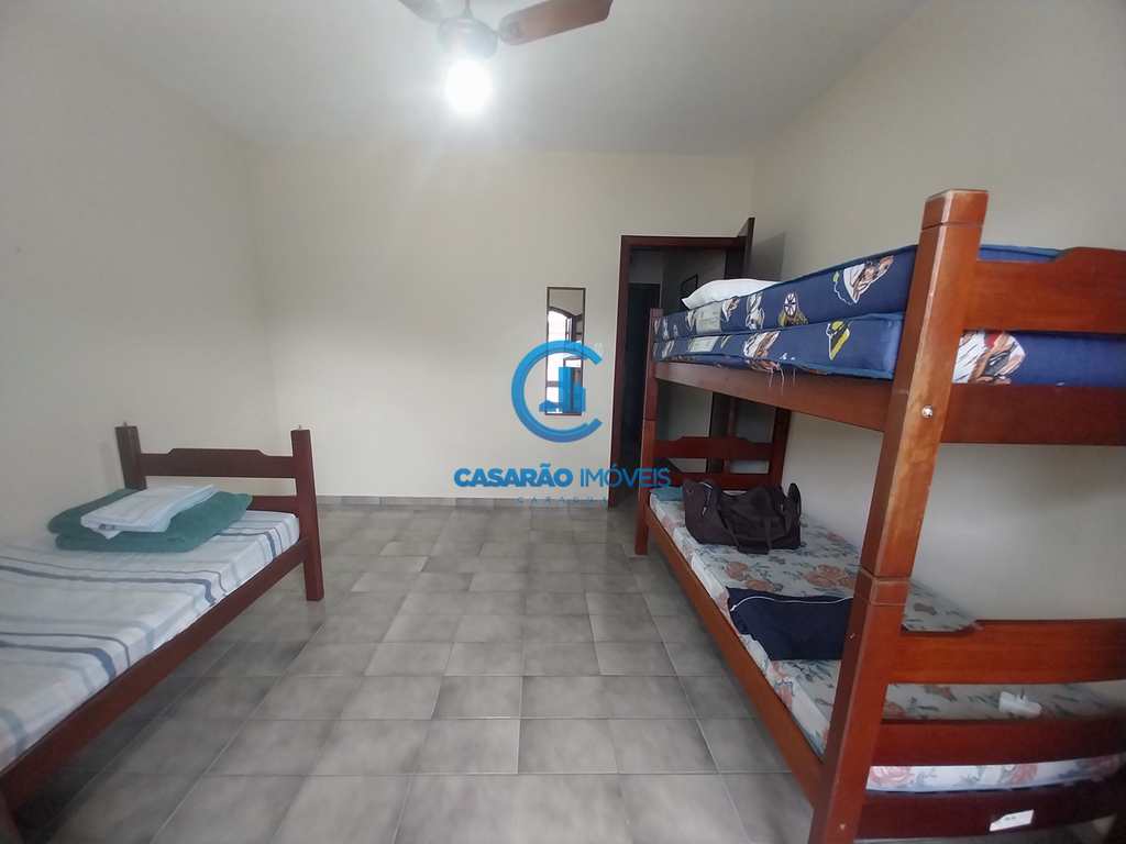 Sobrado de Condomínio em Caraguatatuba, no bairro Martim de Sá