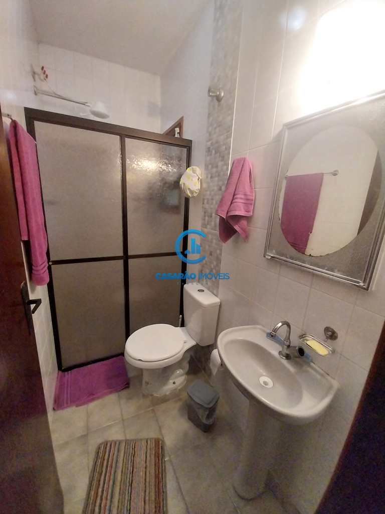 Sobrado de Condomínio em Caraguatatuba, no bairro Martim de Sá
