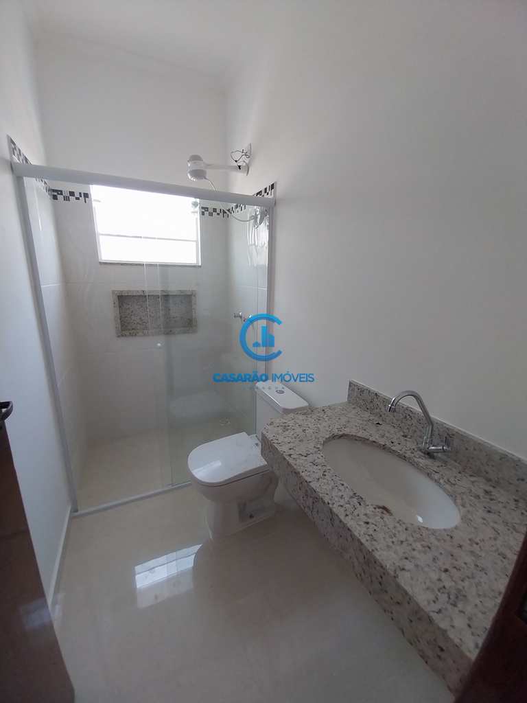 Casa em Caraguatatuba, no bairro Balneário dos Golfinhos