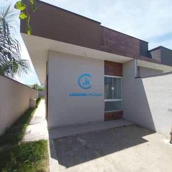 Casa em Caraguatatuba, bairro Balneário dos Golfinhos