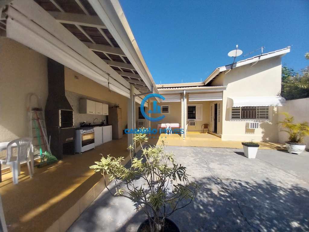 Casa em Caraguatatuba, no bairro Balneário Recanto do Sol