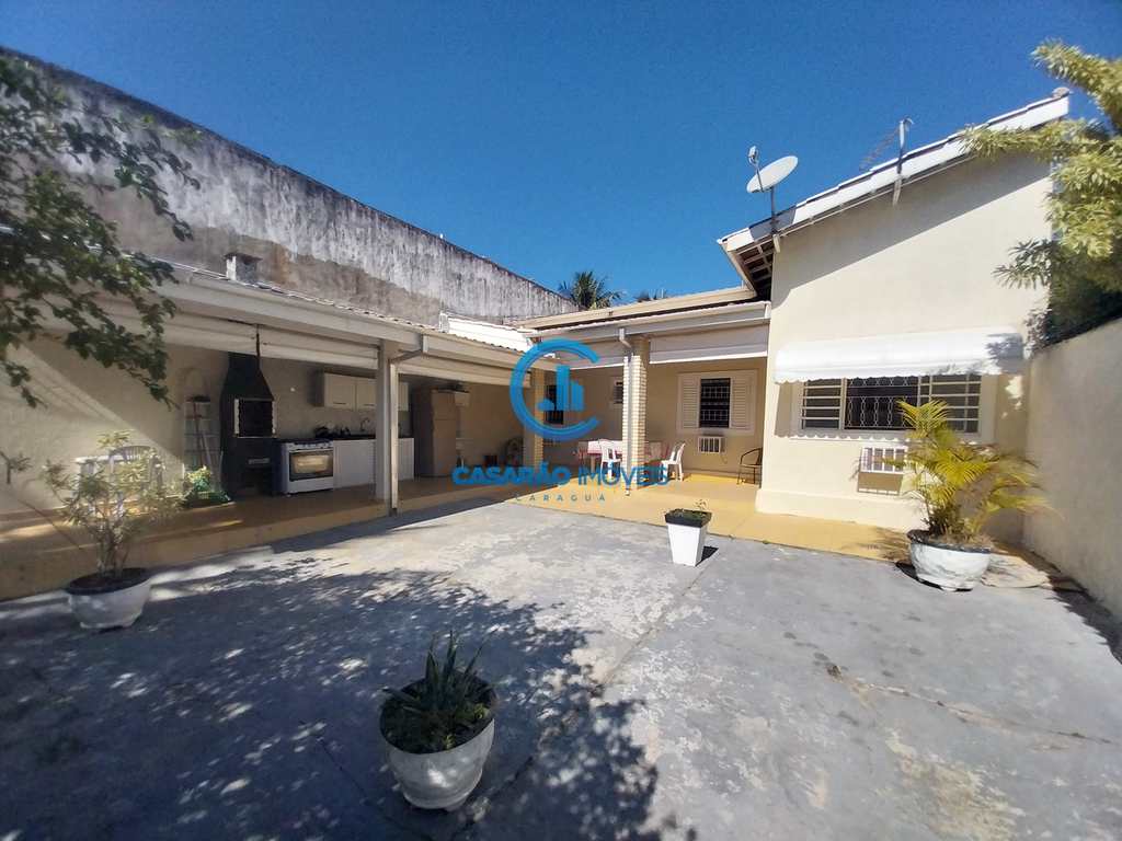 Casa em Caraguatatuba, no bairro Balneário Recanto do Sol
