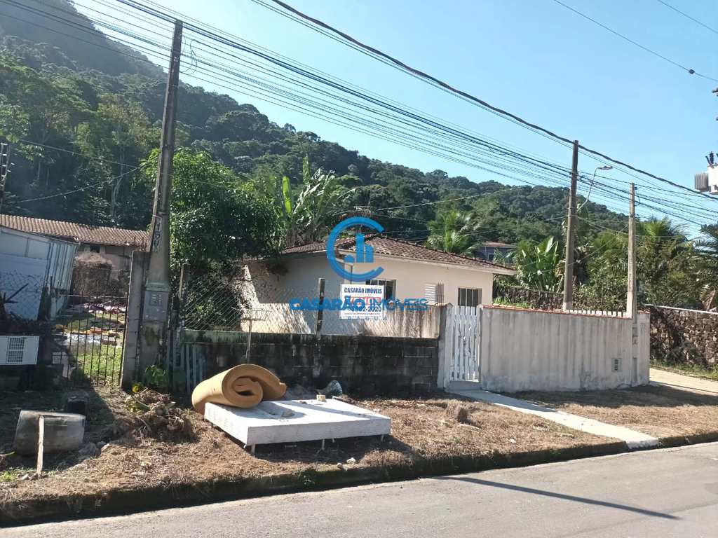 Área em Caraguatatuba, no bairro Cidade Jardim