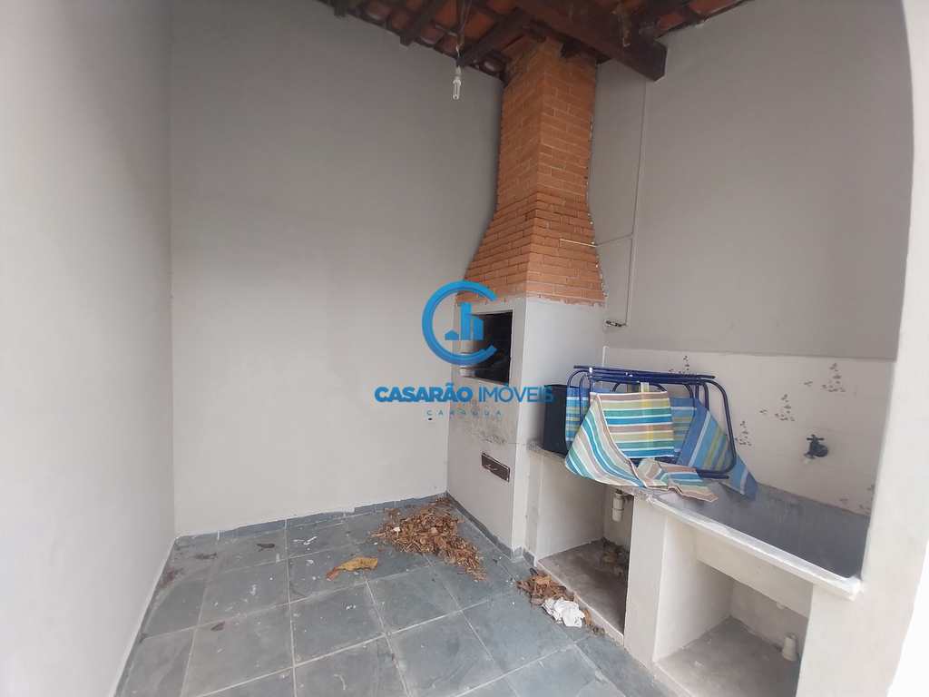 Casa em Caraguatatuba, no bairro Martim de Sá