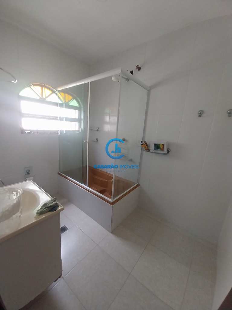 Casa em Caraguatatuba, no bairro Martim de Sá