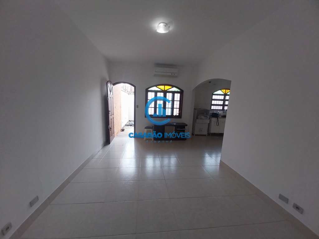 Casa em Caraguatatuba, no bairro Martim de Sá