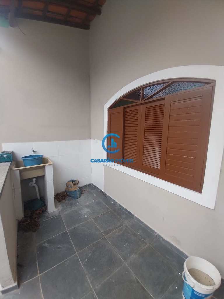 Casa em Caraguatatuba, no bairro Martim de Sá